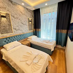 Hotel Riverside